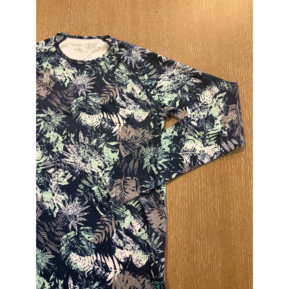 Reel Life Women's Small Navy Tropical Leaf Print Long Sleeve‎ Performance Shirt